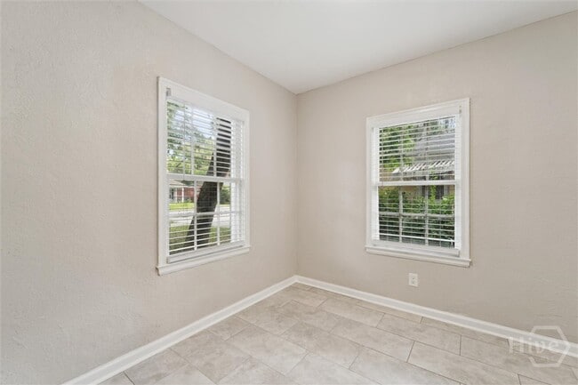 1315 E 55th St in Savannah, GA - Building Photo - Building Photo