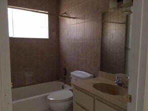 4328 Woodstock Dr in West Palm Beach, FL - Building Photo - Building Photo