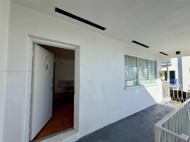 1135 101st St in Bay Harbor Islands, FL - Building Photo - Building Photo