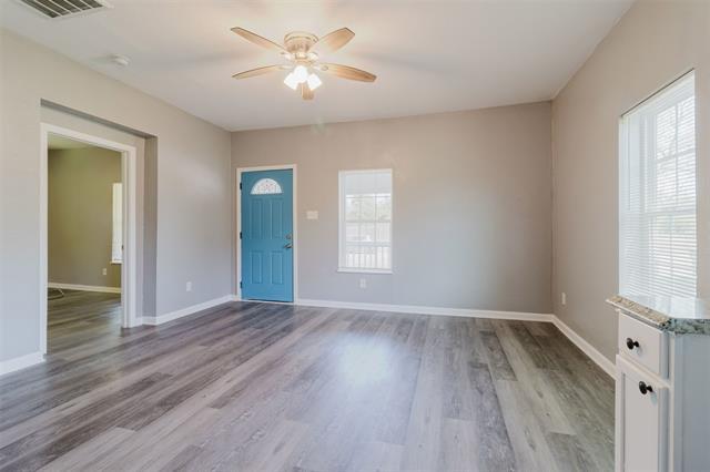 712 E Jefferson St in Waxahachie, TX - Building Photo - Building Photo