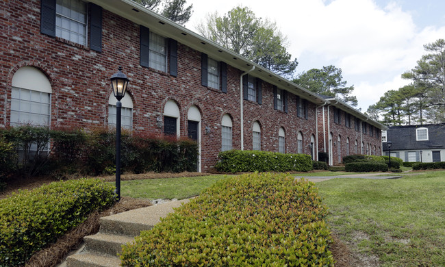 Vieux Carre Apartments