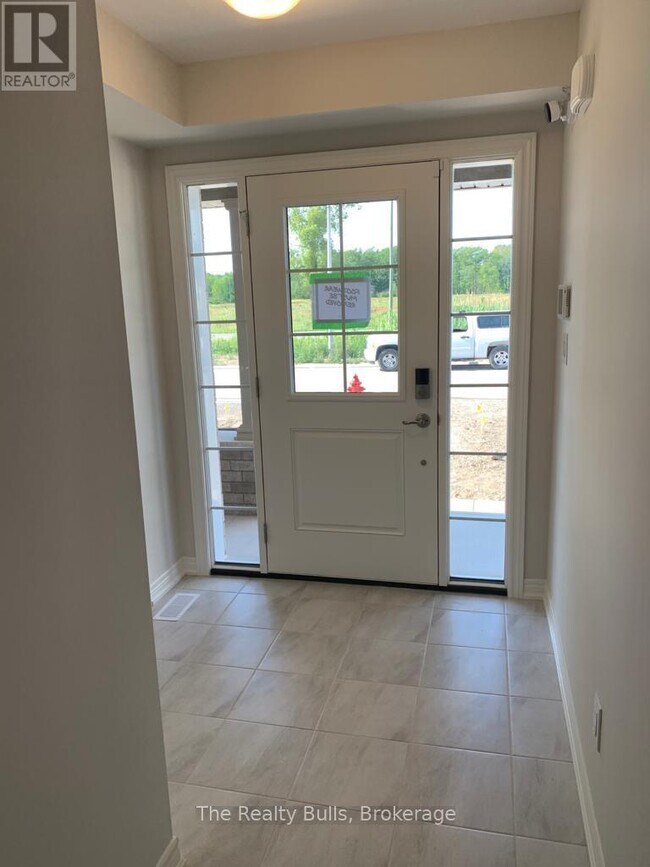 542 Julia Dr in Welland, ON - Building Photo - Building Photo