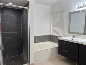 4979 SW 123rd Terrace in Cooper City, FL - Building Photo - Building Photo