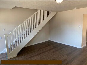 822 Lincoln Ave, Unit 820 in Napa, CA - Foto de edificio - Building Photo