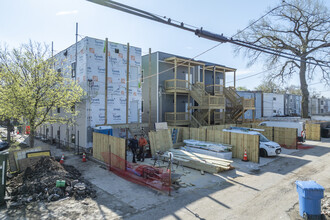 1052 N Central Park Ave in Chicago, IL - Building Photo - Building Photo