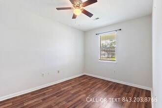 7740 McKnight Dr in North Charleston, SC - Building Photo - Building Photo
