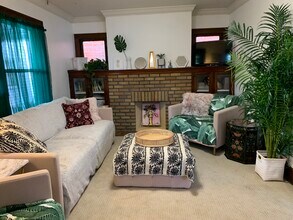 4760 Broadview Rd, Unit Upstairs in Cleveland, OH - Building Photo - Building Photo