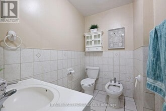 130 Edmonton Dr in Toronto, ON - Building Photo - Building Photo