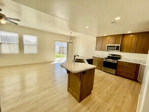 2730 N Clark Pkwy in Cedar City, UT - Building Photo - Building Photo