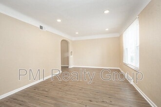 645 Babbitt Rd in Euclid, OH - Building Photo - Building Photo