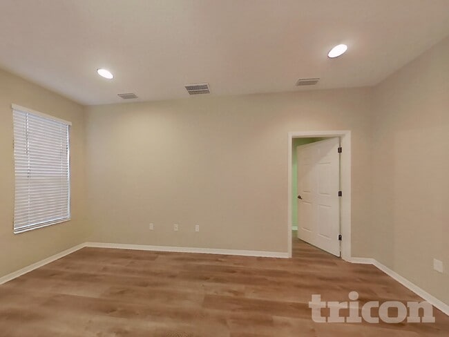 3455 Oak Brook Ln in Eustis, FL - Building Photo - Building Photo