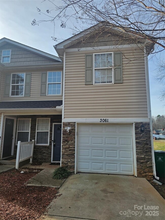 3061 Hubbard Rd