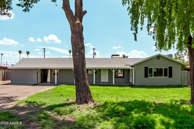property at 2139 W Vista Ave