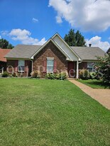 3690 Sunrise Ridge Dr in Bartlett, TN - Building Photo