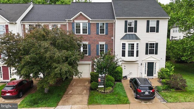 10142 Elgin Way in Bristow, VA - Building Photo - Building Photo