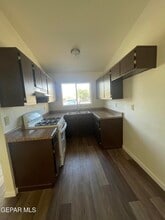 864 Barandal Dr in El Paso, TX - Building Photo - Building Photo