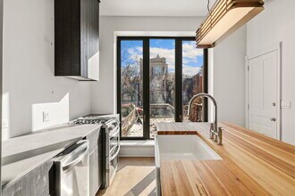 1414 N Maplewood Ave in Chicago, IL - Building Photo - Building Photo