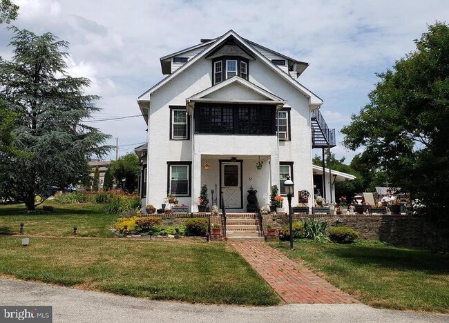 property at 9 Princeton Ave