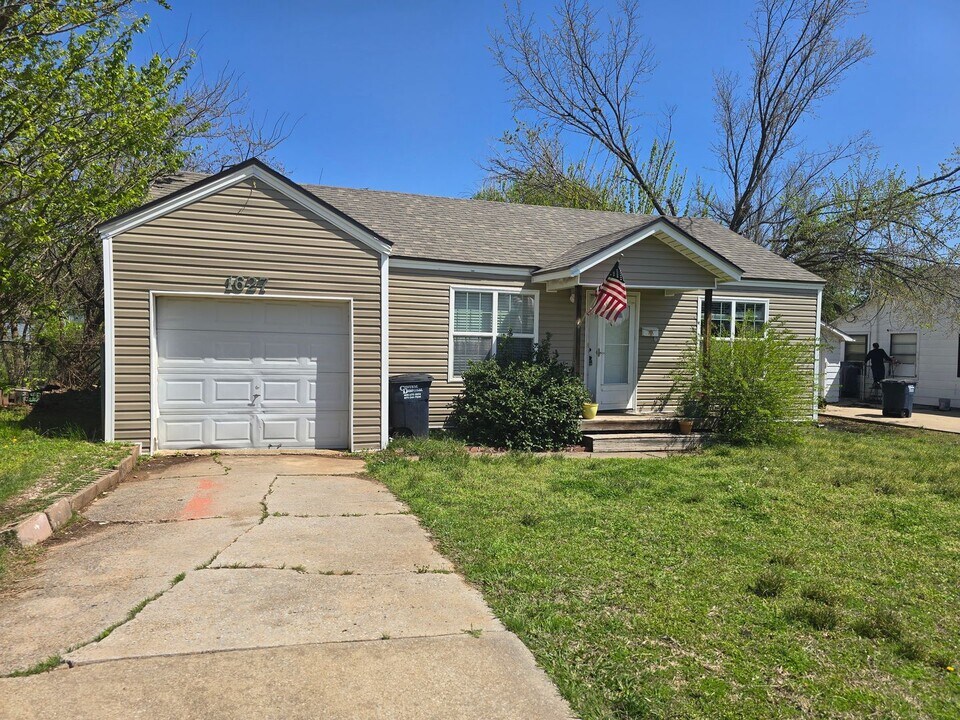 1627 N Louisa Ave in Shawnee, OK - Building Photo