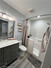 10331 Lindley Ave in Los Angeles, CA - Building Photo - Building Photo