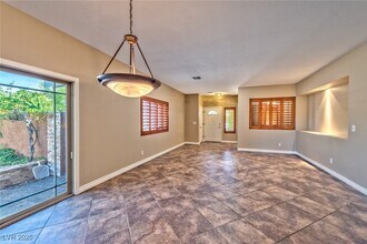 10600 Royal Willow Pl in Las Vegas, NV - Building Photo - Building Photo