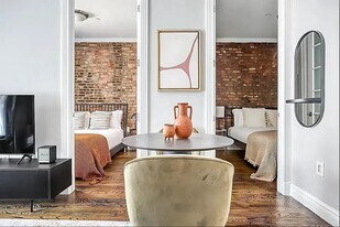 202 E 13th St, Unit 5A in New York, NY - Building Photo