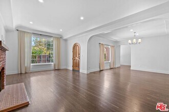 619 S Sycamore Ave in Los Angeles, CA - Building Photo - Building Photo