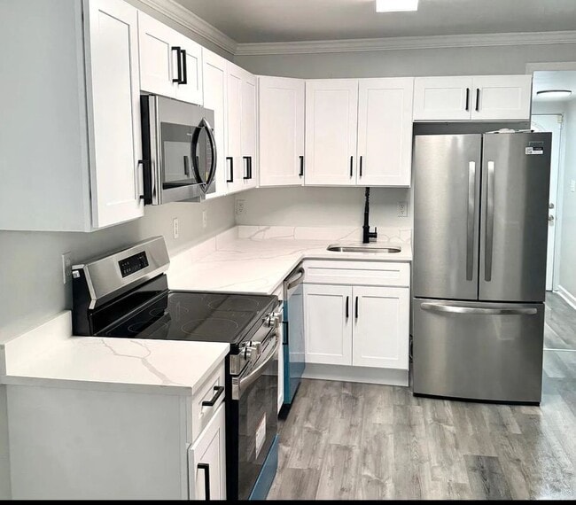 property at 222 S Carey St