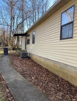 1013 Crescent Dr in Cookeville, TN - Building Photo