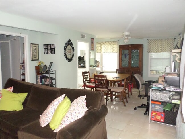 1715 Banks St in Houston, TX - Building Photo - Building Photo