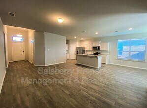 5400 Gold Pond Dr in Fort Worth, TX - Building Photo - Building Photo