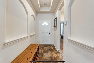 10750 Nyla Spring St in Houston, TX - Building Photo - Building Photo