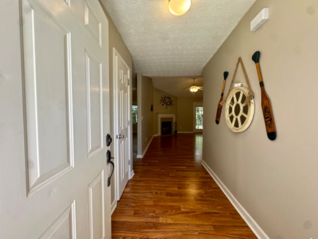 350 Bee Rd in Newnan, GA - Building Photo - Building Photo