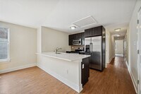 1620 Jefferson St photo'