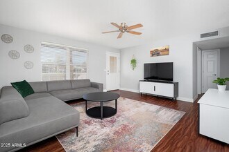 307 W Piute Ave in Phoenix, AZ - Building Photo - Building Photo