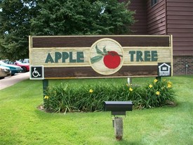 Apple Tree Apartments in Bangor, MI - Foto de edificio - Building Photo