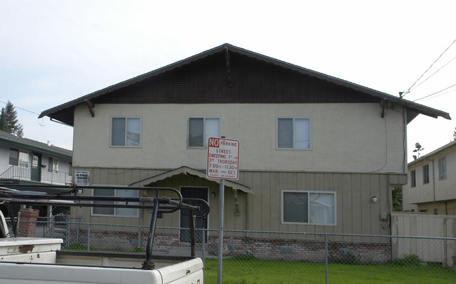 26564 Chisholm Ct in Hayward, CA - Building Photo - Building Photo