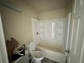 1105 W 4th St, Unit Unit 3 in Wilmington, DE - Building Photo - Building Photo