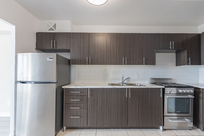 545 Sherbourne in Toronto, ON - Building Photo - Interior Photo