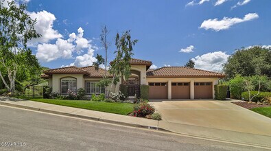 1808 Crystal View Cir in Thousand Oaks, CA - Building Photo - Building Photo