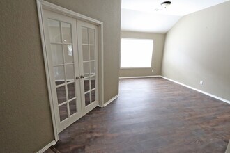 1000 Warbler Ln in Aubrey, TX - Building Photo - Building Photo