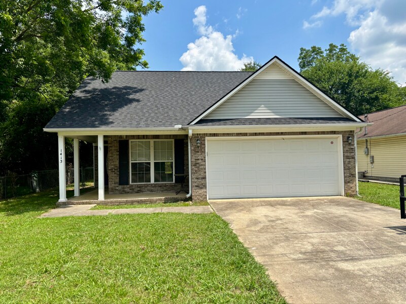 1413 Rison Ave NE in Huntsville, AL - Building Photo