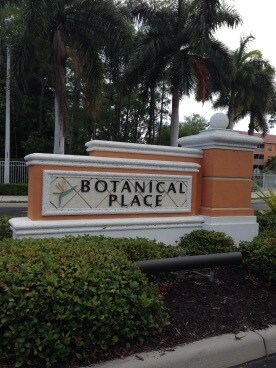 4455 Botanical Place Cir in Naples, FL - Building Photo