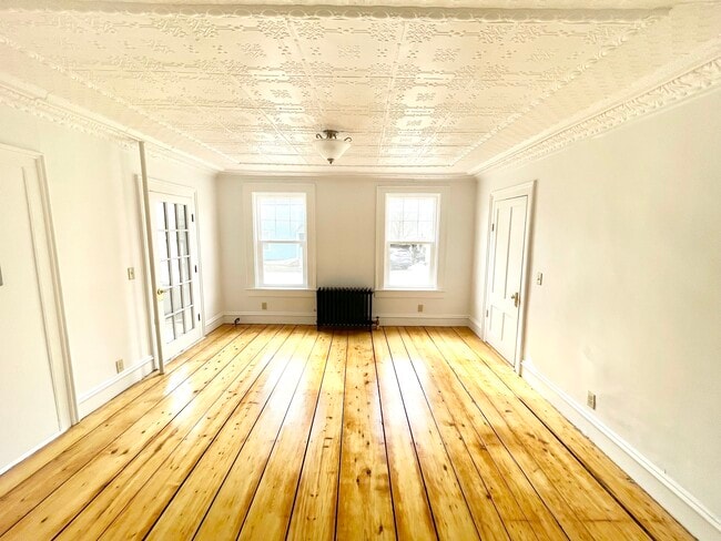 50 High St, Unit 2 in Plainfield, VT - Building Photo - Building Photo