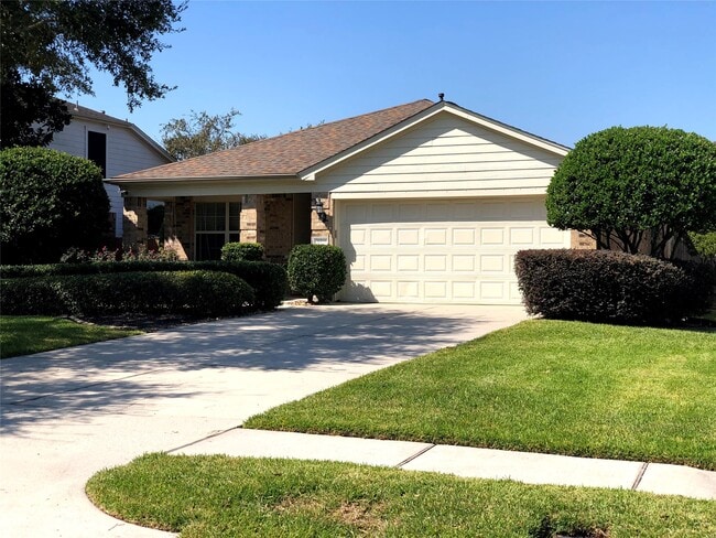 property at 4611 Pin Oak Creek Ln
