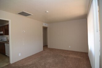 2411 S Holly Stravenue in Tucson, AZ - Building Photo - Building Photo