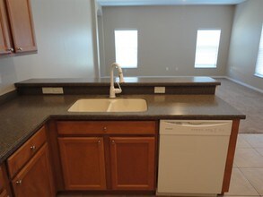 1304 Emerald Hill Way in Valrico, FL - Building Photo - Building Photo