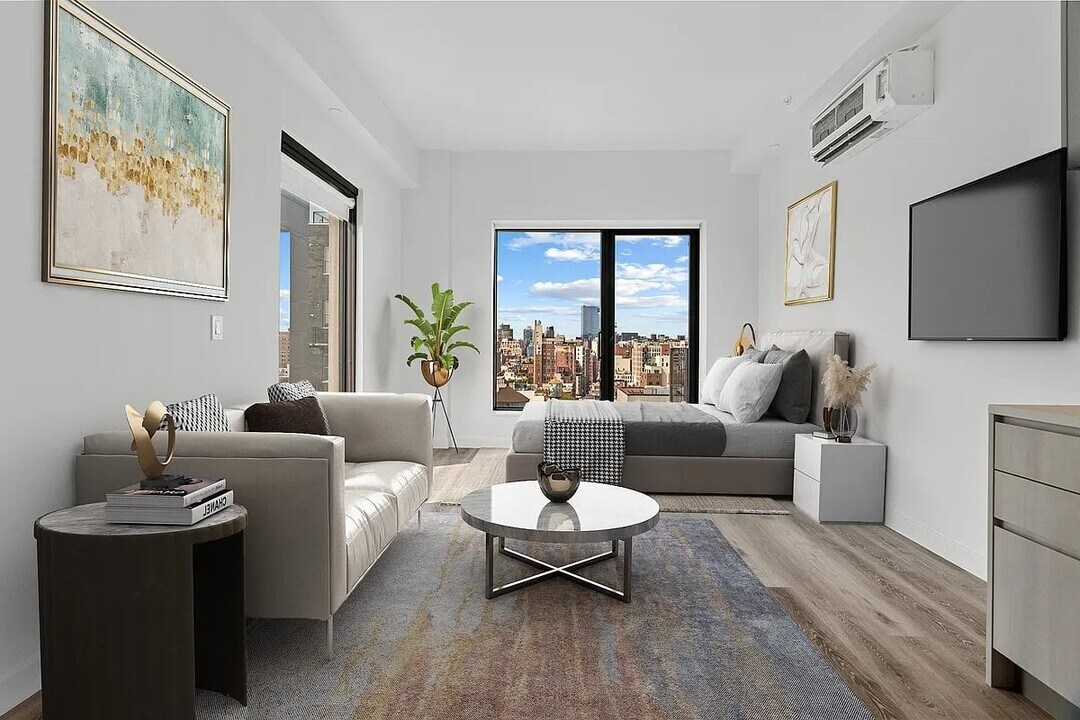 171 Chrystie St, Unit 15C in New York, NY - Foto de edificio