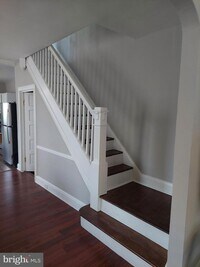 3219 E Monument St photo'