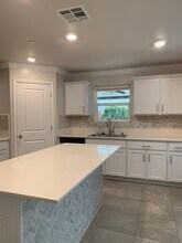 6115 Esmerelda Ave. in Bakersfield, CA - Building Photo - Building Photo